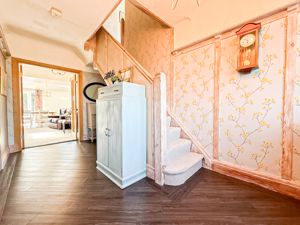 Photo 16- click for photo gallery